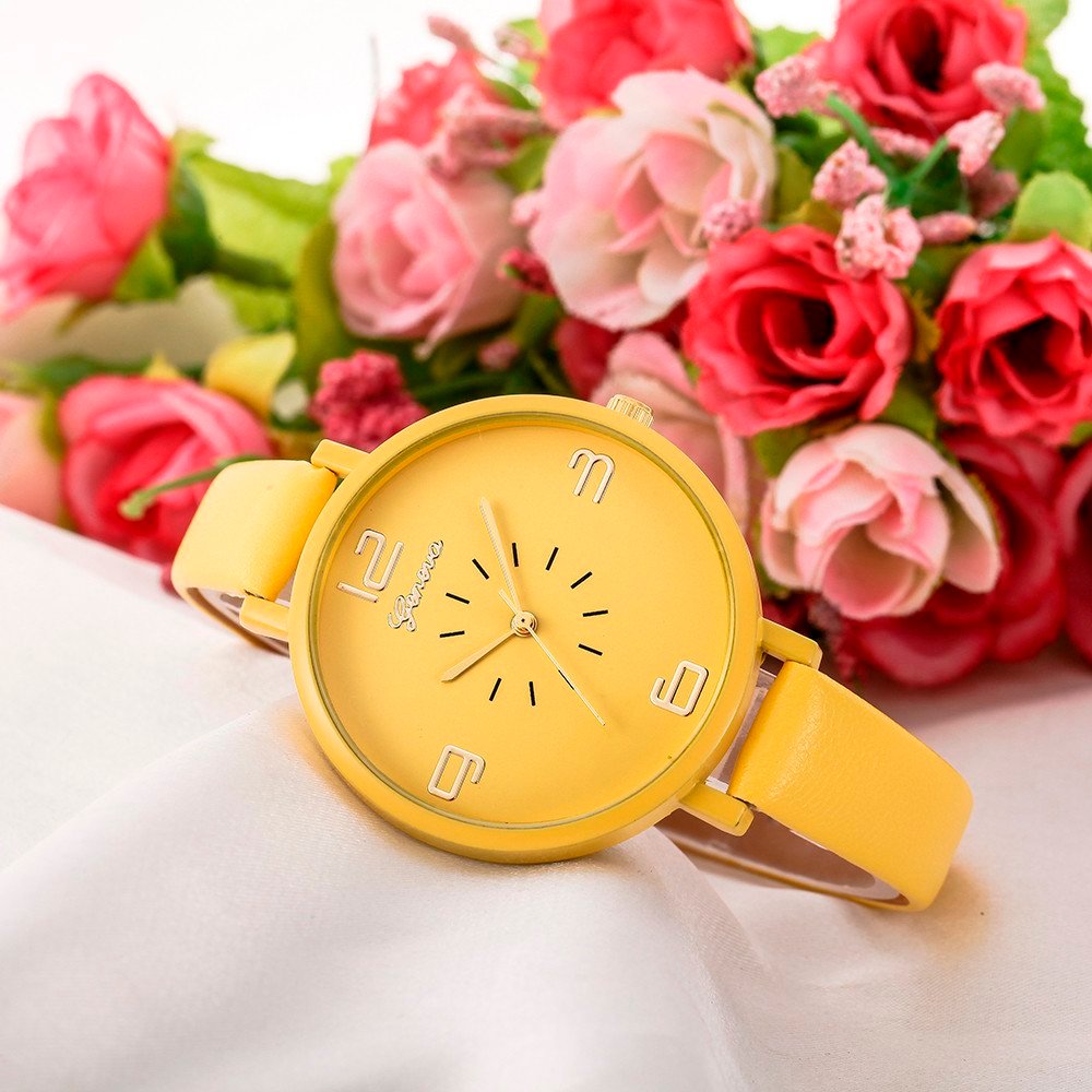 Women's  Quartz Watch with Faux Leather Band